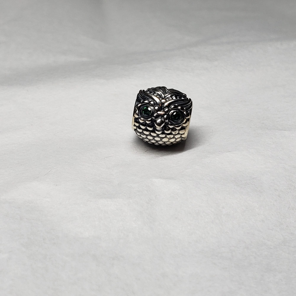 Pandora Owl w/ Green Crystals Round Charm